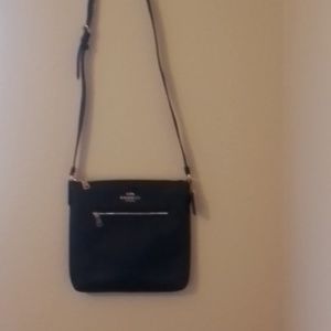 Ladies leather crossbody bag.